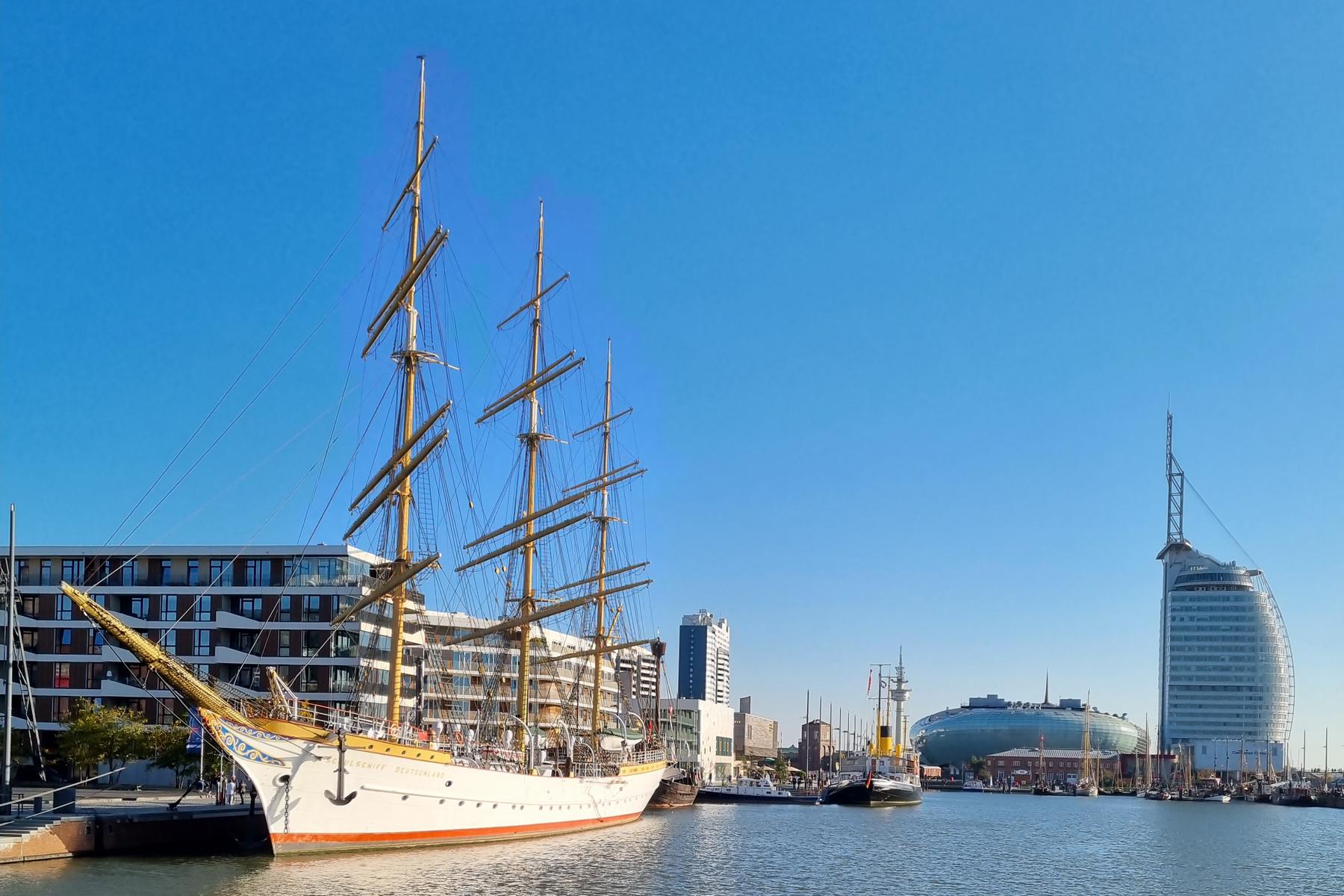 Schulschiff in Bremerhaven