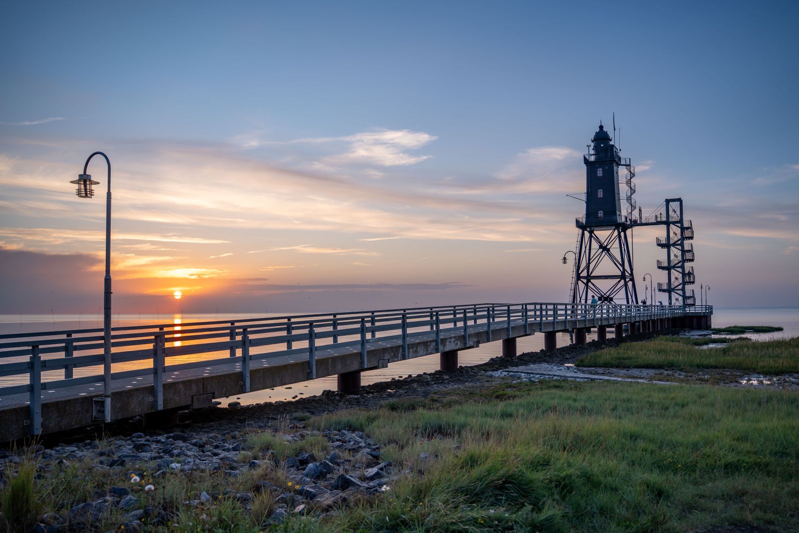 Leuchtturm Obereversand im Sonnenuntergang